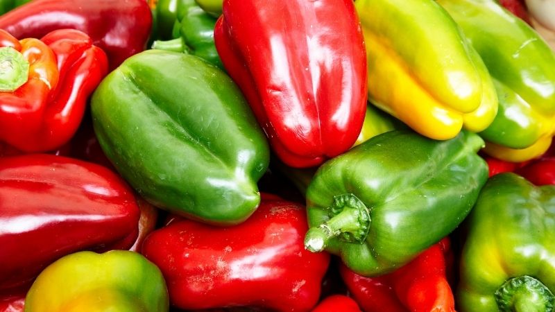 How To Know if a Pepper Is Spicy (7 Signs)