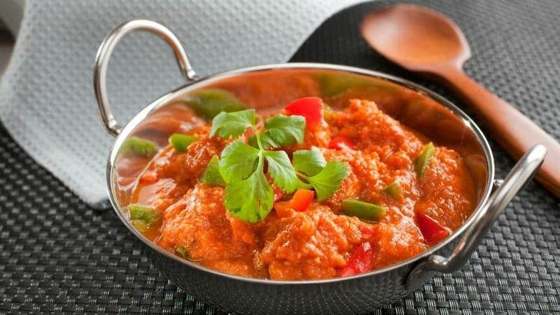 How to Make Curry More Spicy (7 Methods)