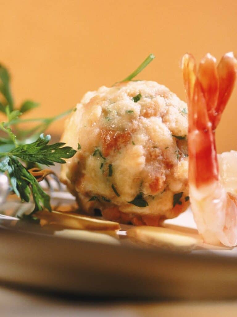 Grilled shrimp with chervil