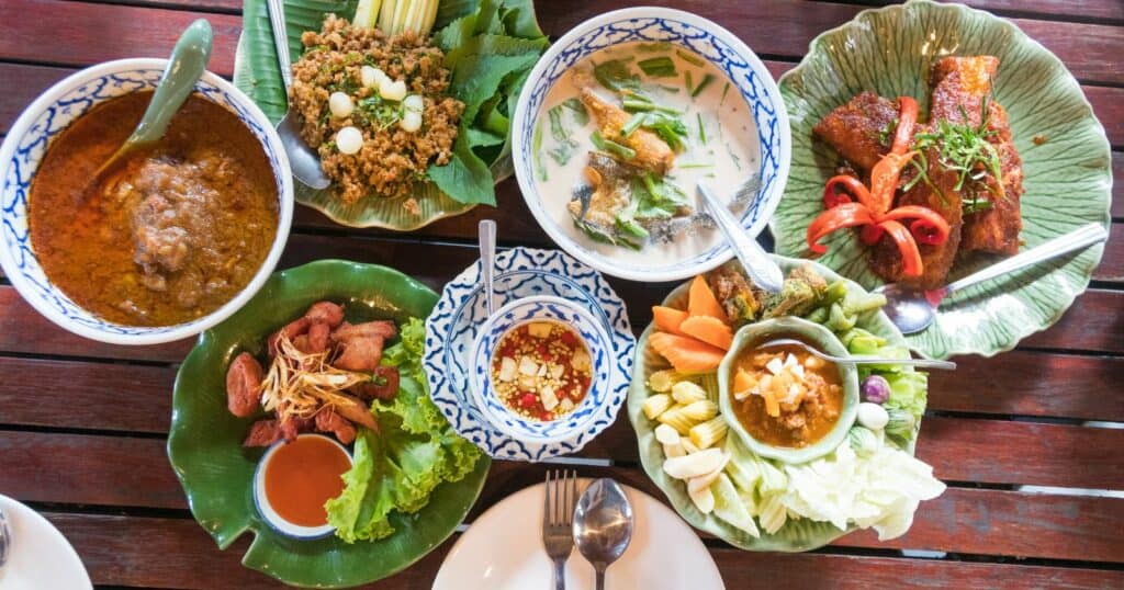 is thai food healthier than chinese food