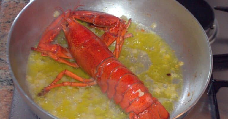 can you cook lobster in a pan