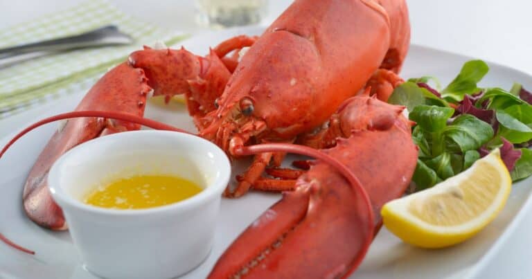how to cook lobster with garlic butter