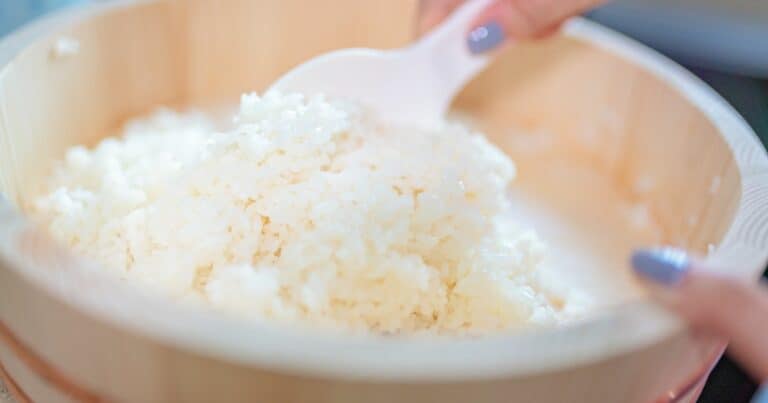 do you need to soak sushi rice