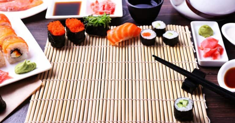 how to clean sushi mat